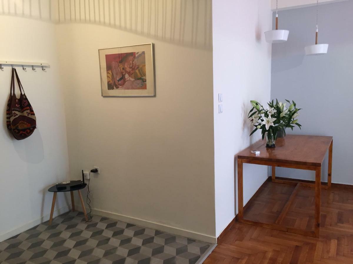 5Th Floor Bright Flat At Bohemian Exarcheia Apartment Athens Luaran gambar